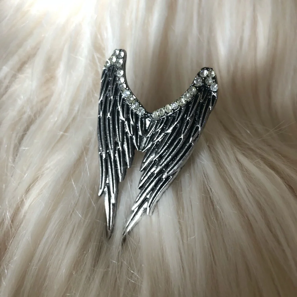 Wings Jewel Rings (2) - Picture 2 of 2